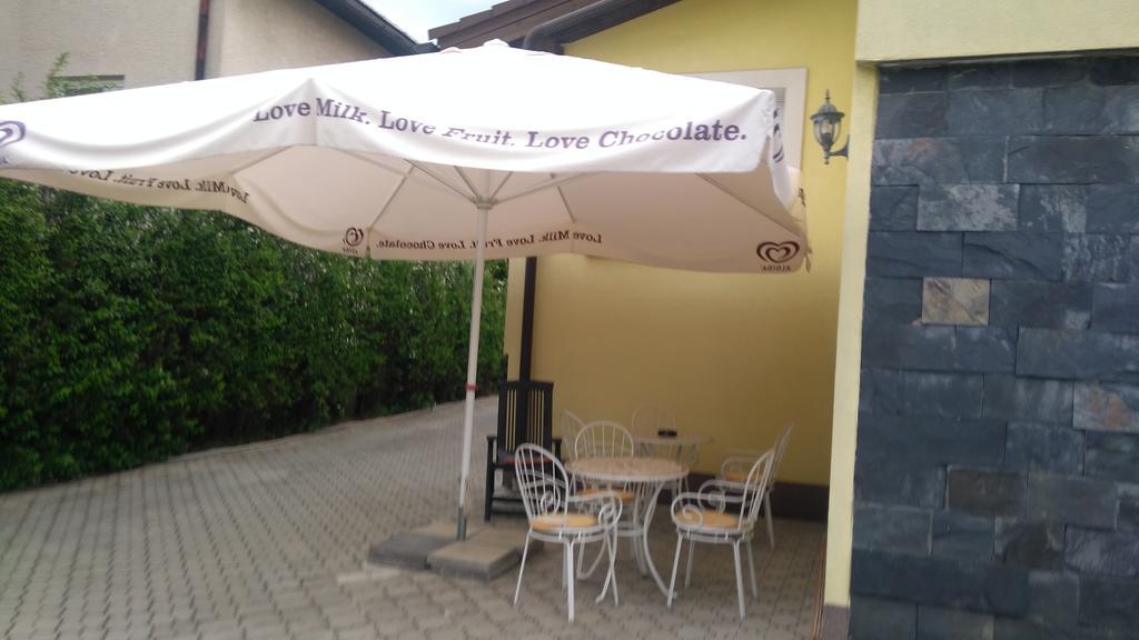 Slnecny Dvor Apartamento Vel'ka Lomnica Exterior foto
